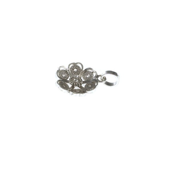 cadena y dije de plata en filigrana