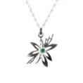 dije flor de plata y esmeralda