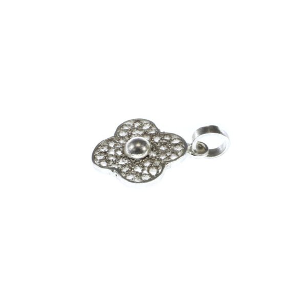 cadena y dije de plata en filigrana