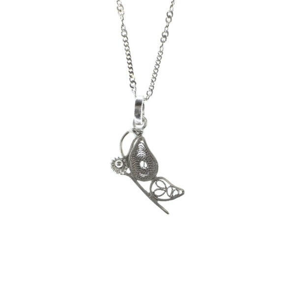 cadena y dije de plata en filigrana