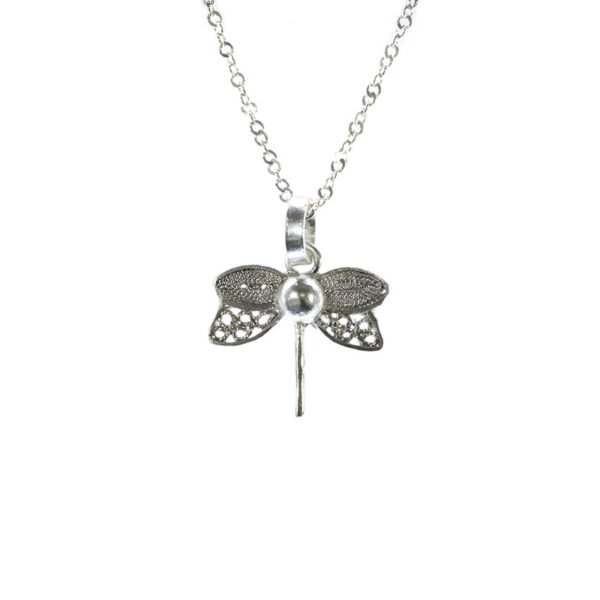 cadena y dije de plata en filigrana
