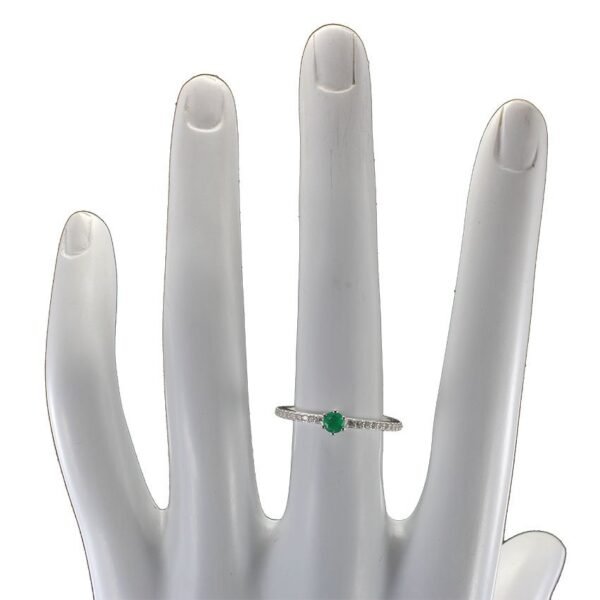 Anillo-aura-de-plata-esmeralda-y-circones-perfil-ref.-ani-538