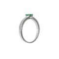 Anillo-oslo-2.0-de-plata-esmeralda-y-circones-lateral-ref.-ani-571