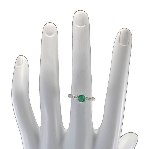 Anillo-rocio-de-plata-esmeralda-y-circones-perfil-ref.-ani-563